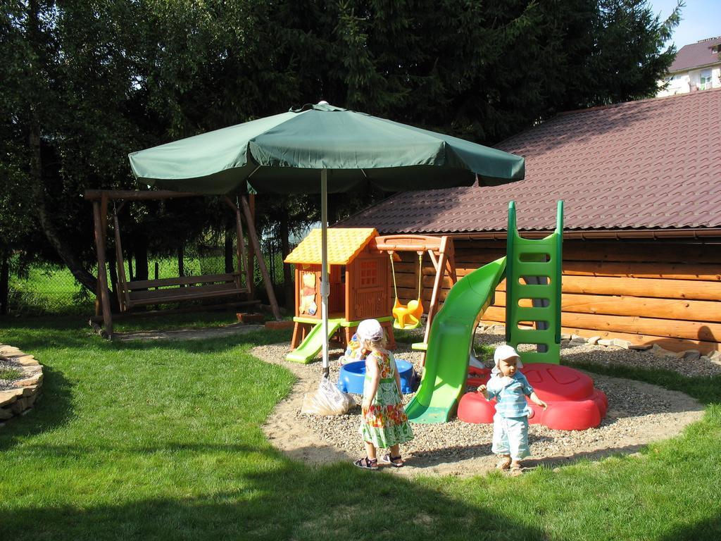 Domek Marcow Ustrzyki Dolne Luaran gambar